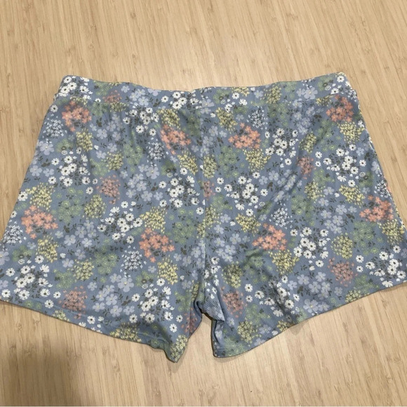 Lucky Brand Set of Two Shirt and Shorts Rib Knit Ditsy Floral Sleepwear Large - Picture 8 of 10